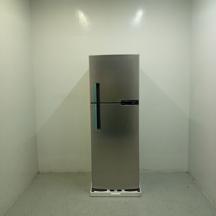 Geladeira Brastemp Frost Free Duplex 375 litros com Compartimento Extrafrio - BRM44HKBS2_WOTIMO_JL5241022 220V