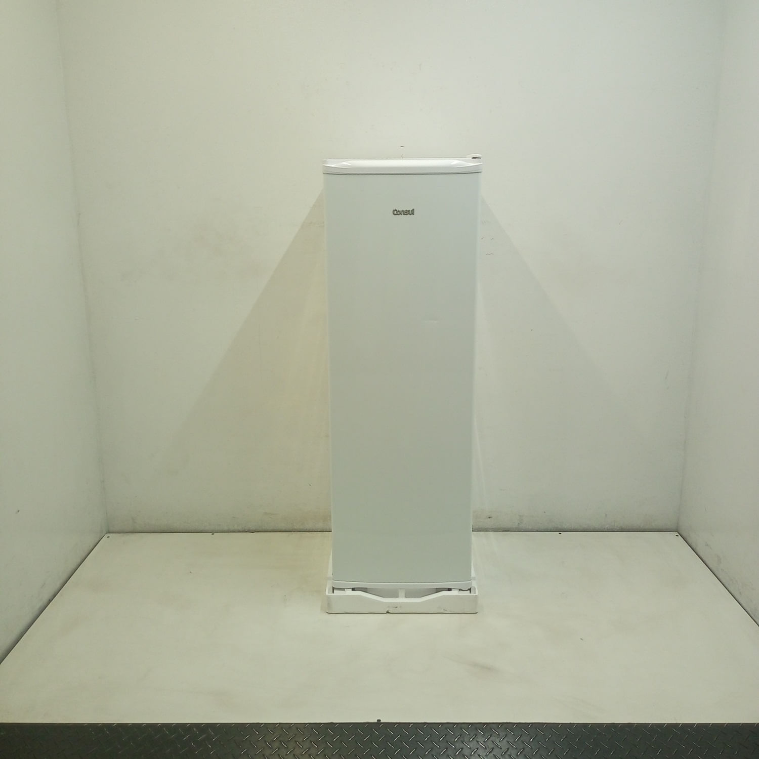 Freezer Vertical Consul 189 Litros Cvu20 | O Espaço Extra Ideal - Cvu20mbas2_Wotimo_Jd6090814 110V
