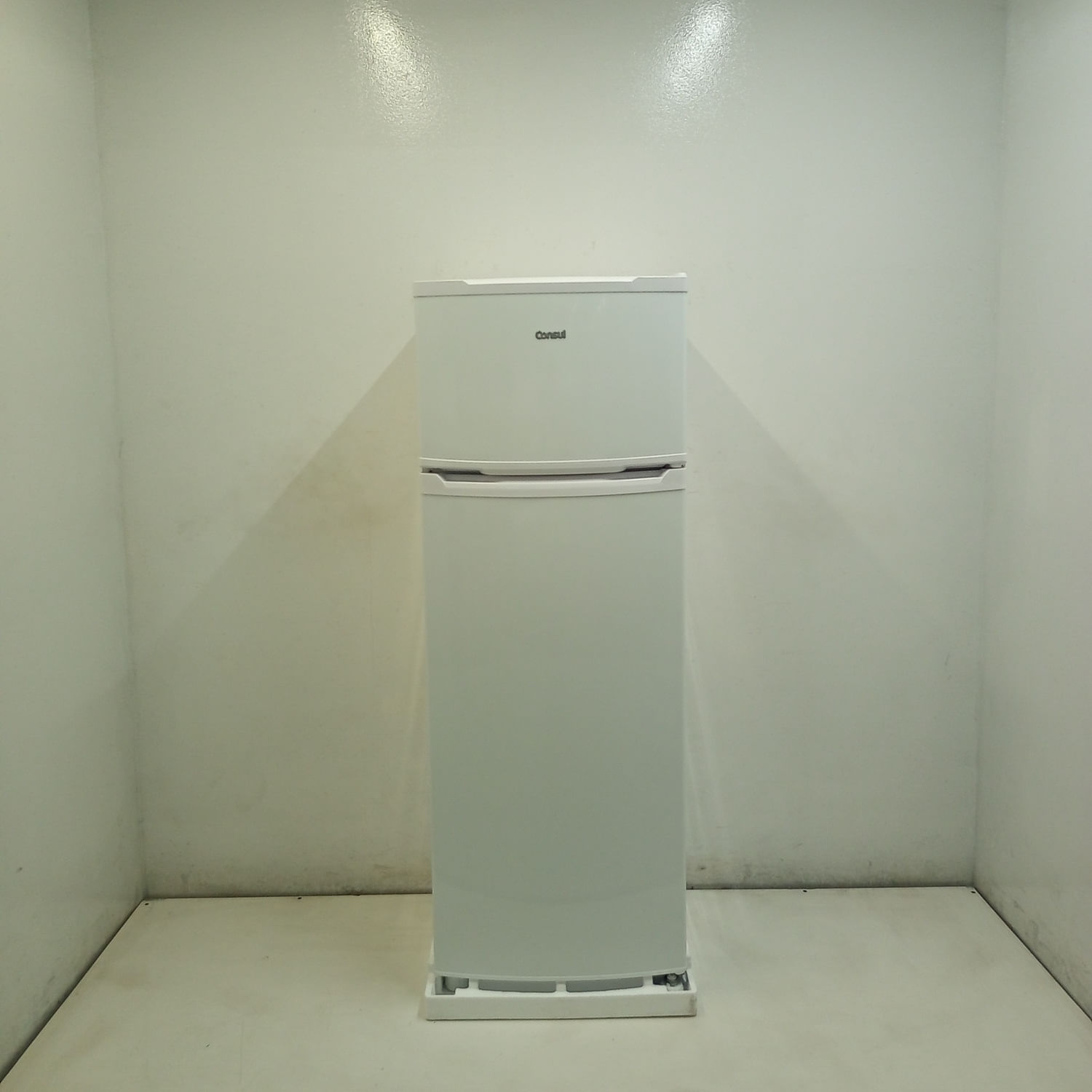 Geladeira Consul Cycle Defrost Duplex 334 Litros Branca Com Freezer Supercapacidade - Crd37ebbs2_Wotimo_Je6504692 220V