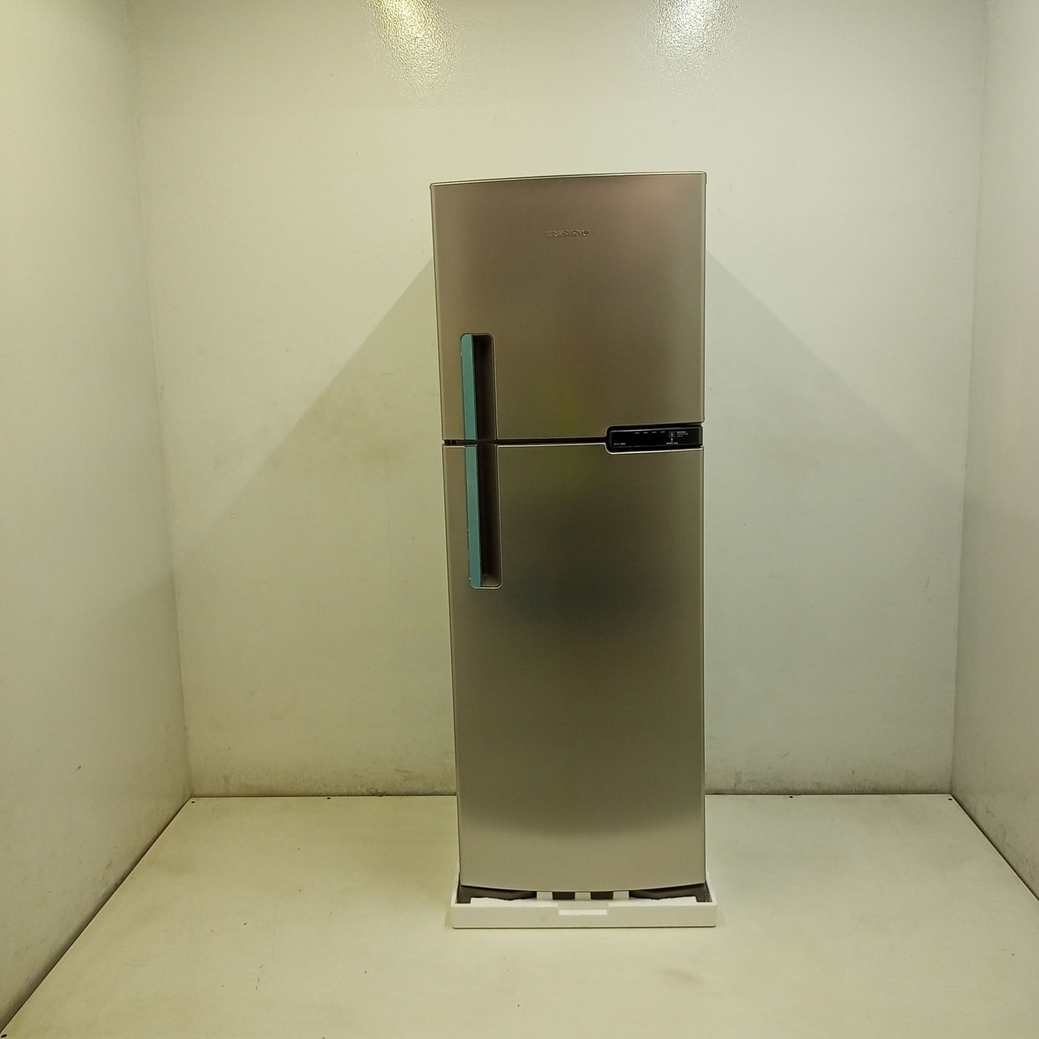 Geladeira Brastemp Frost Free Duplex 375 Litros Com Compartimento Extrafrio - Brm44hkas3_Wbom_Je6615399 110V