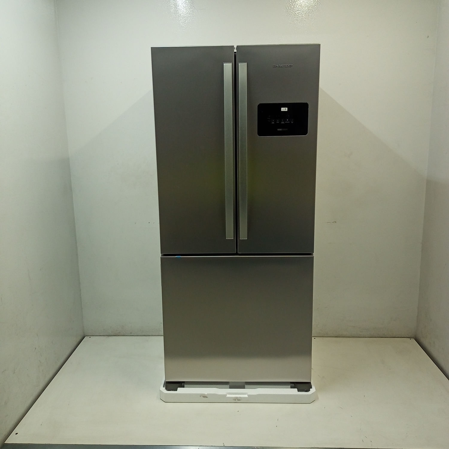 Geladeira French Door 3 Portas Inox Design E Tecnologia Premium Brastemp - Bro85mkas2_Wotimo_Jf6637505 110V