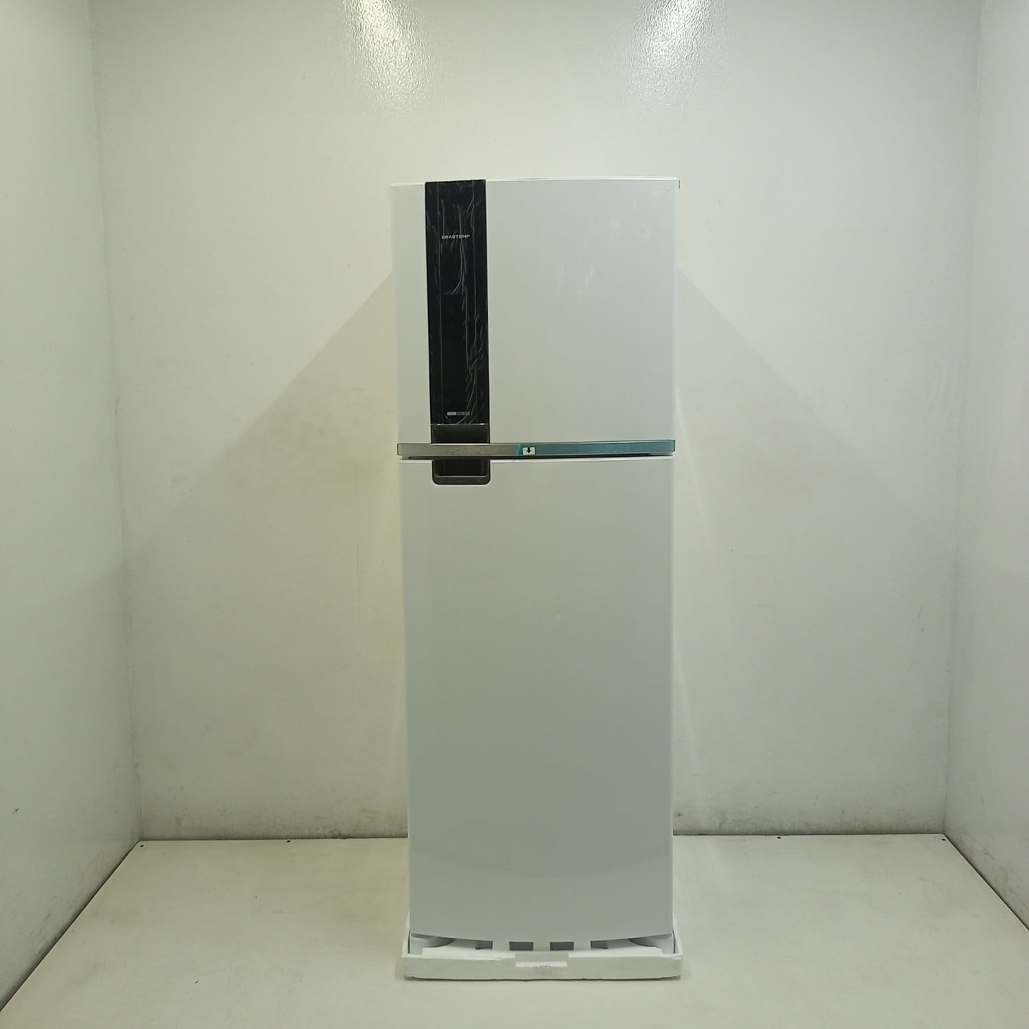 Geladeira Brastemp Frost Free 385 Litros Duplex Branca - Brm46mbbs3_Wbom_Jf6683223 220V