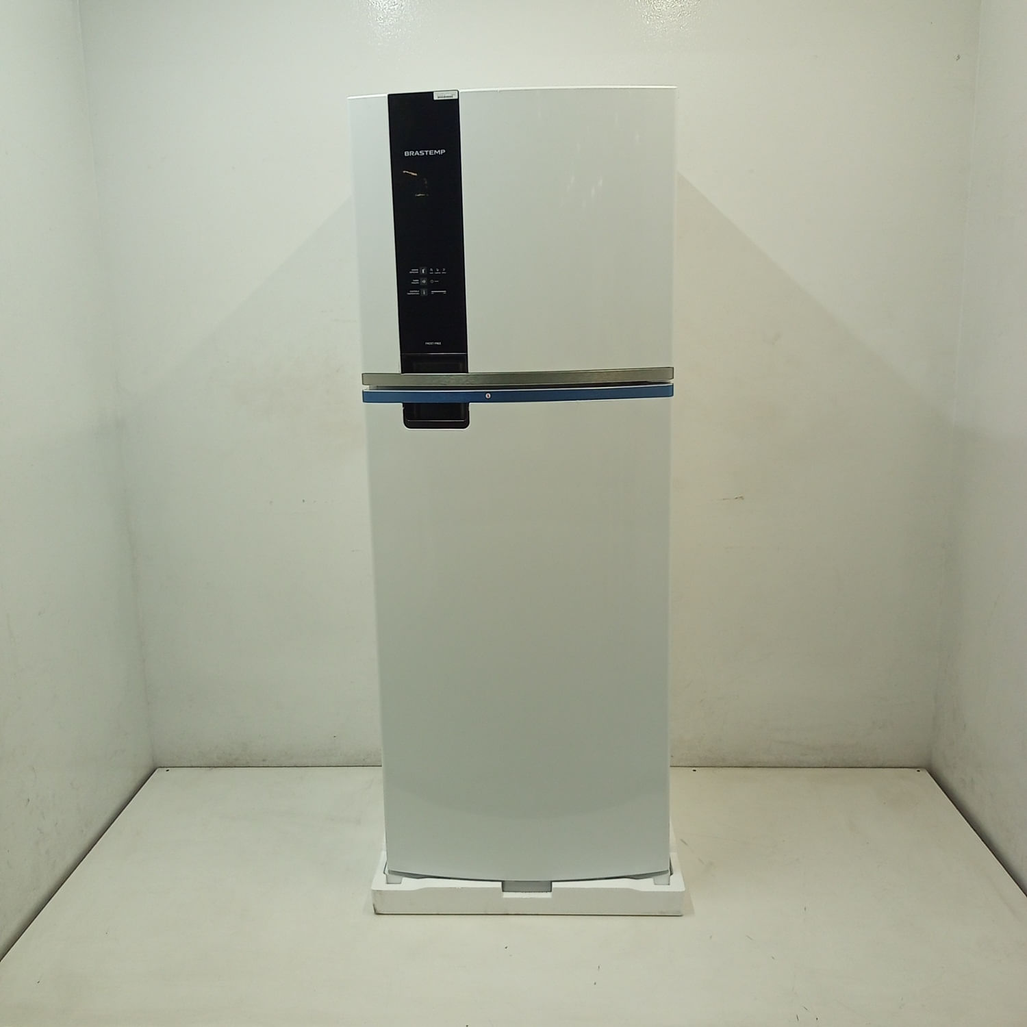 Geladeira Brastemp Frost Free Duplex A+++ 463 Litros Cor Branca Com Fresh Box E Cold Room - Brm55fbas2_Wotimo_Jf6747739 110V
