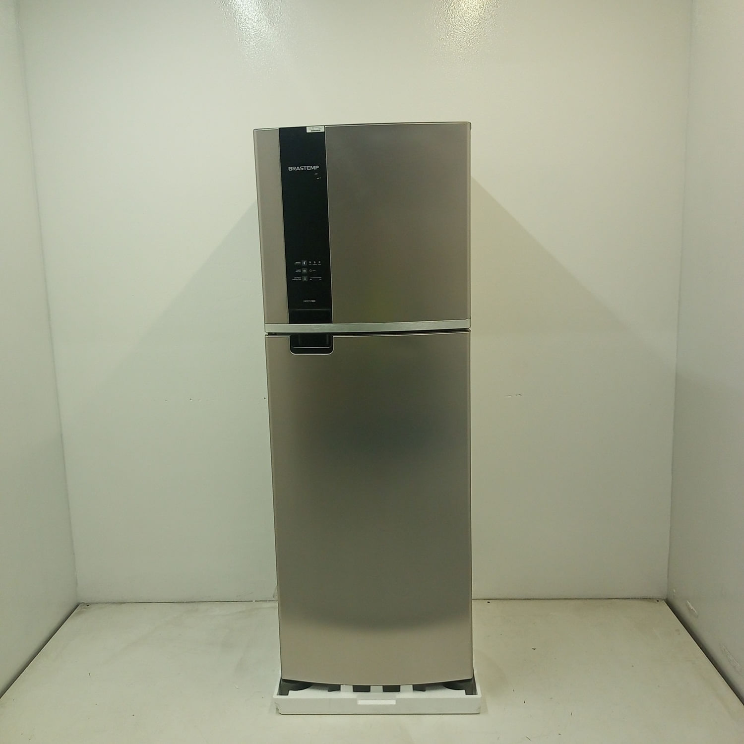 Geladeira Brastemp Frost Free Duplex 375 Litros Cor Inox Com Espaço Adapt - Brm45jkas3_Wbom_Jf6020617 110V