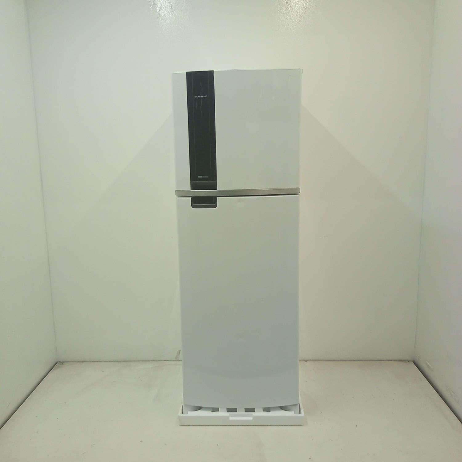 Geladeira Brastemp Frost Free 385 Litros Duplex Branca - Brm46mbas3_Wbom_Jf6019925 110V
