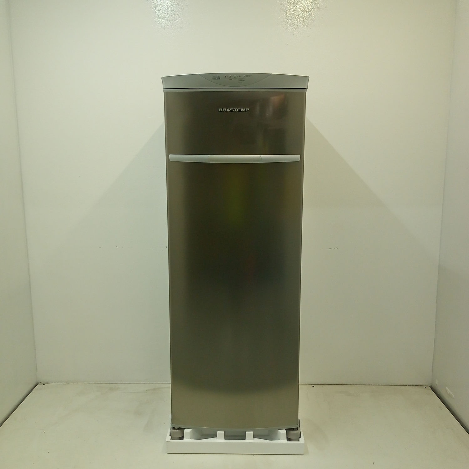 Freezer Vertical Flex Frost Free Brastemp - BVR28PKBS1_WEXCELE_JF6811622