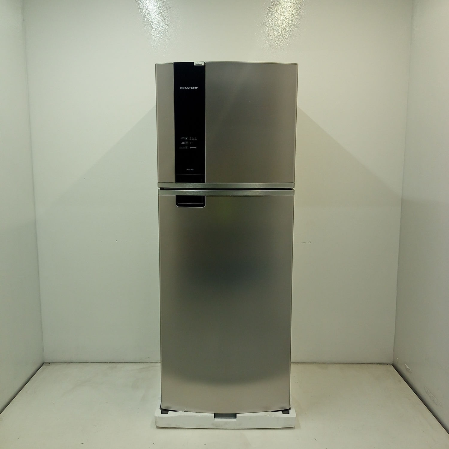 Geladeira Brastemp Frost Free Duplex A+++ 463 Litros Cor Inox com Fresh Box e Cold Room - BRM55FKAS2_WOTIMO_JF6043625