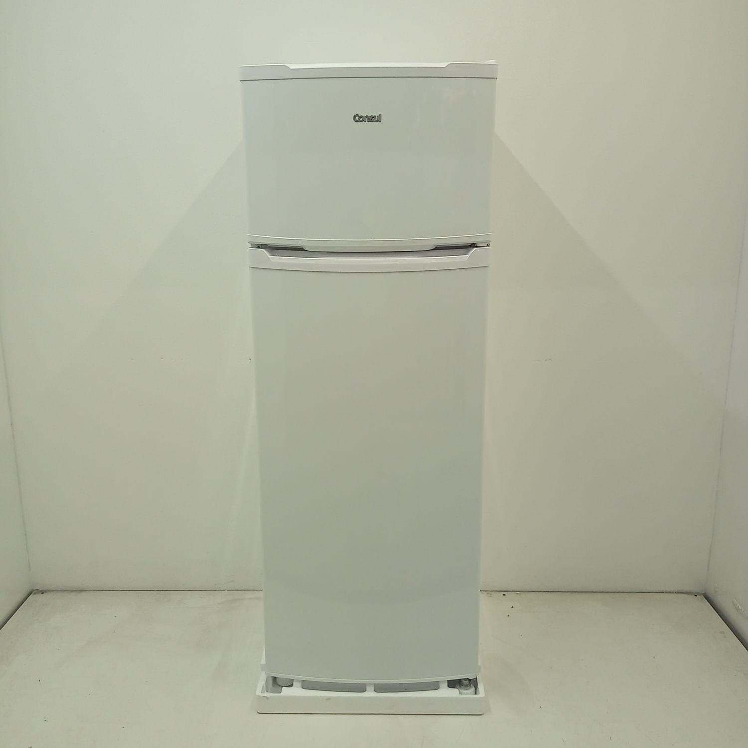 Geladeira Consul Cycle Defrost Duplex 334 Litros Branca Com Freezer Supercapacidade - Crd37ebbs2_Wotimo_Jg6072309 220V