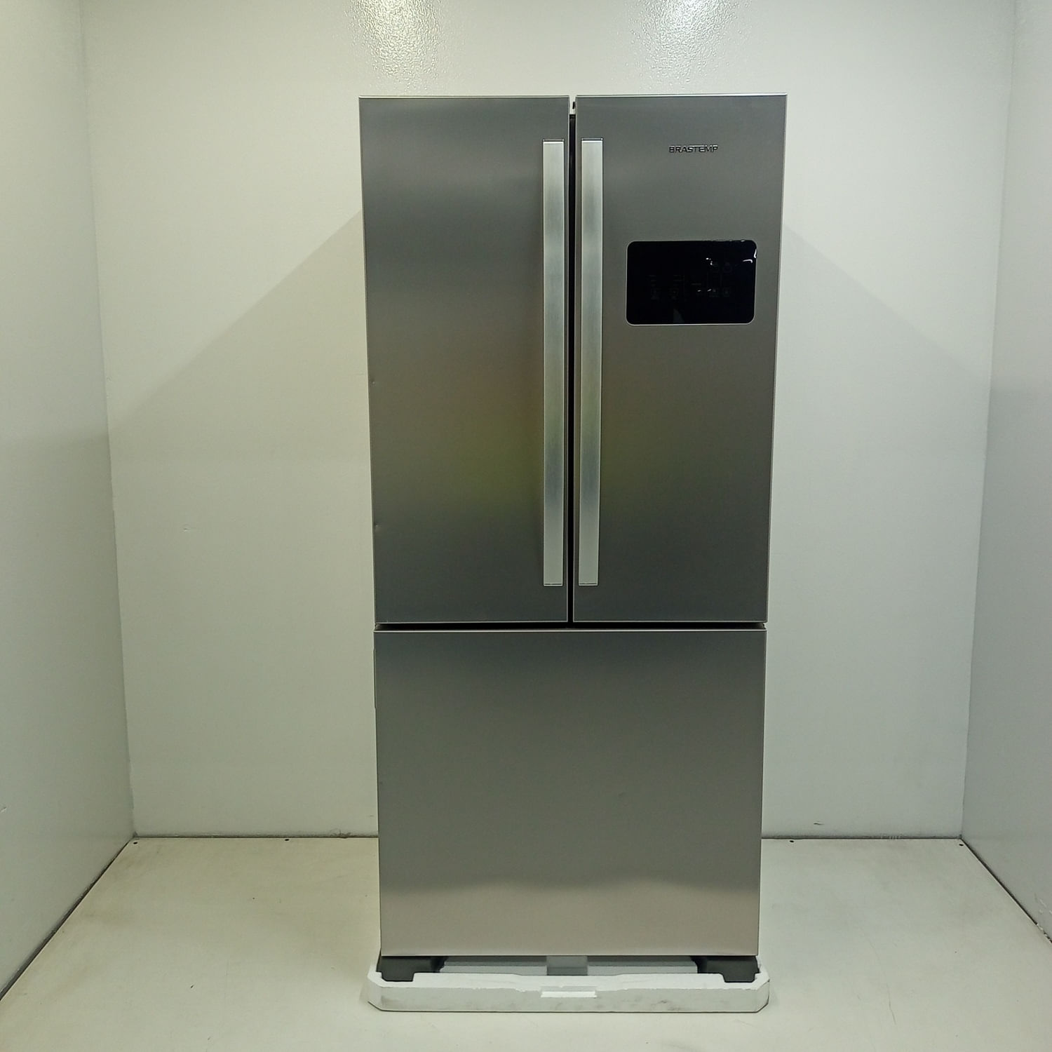 Geladeira Brastemp Frost Free French Door A+++ 554 Litros Cor Inox - BRO85AKBS3_WBOM_JF6043621
