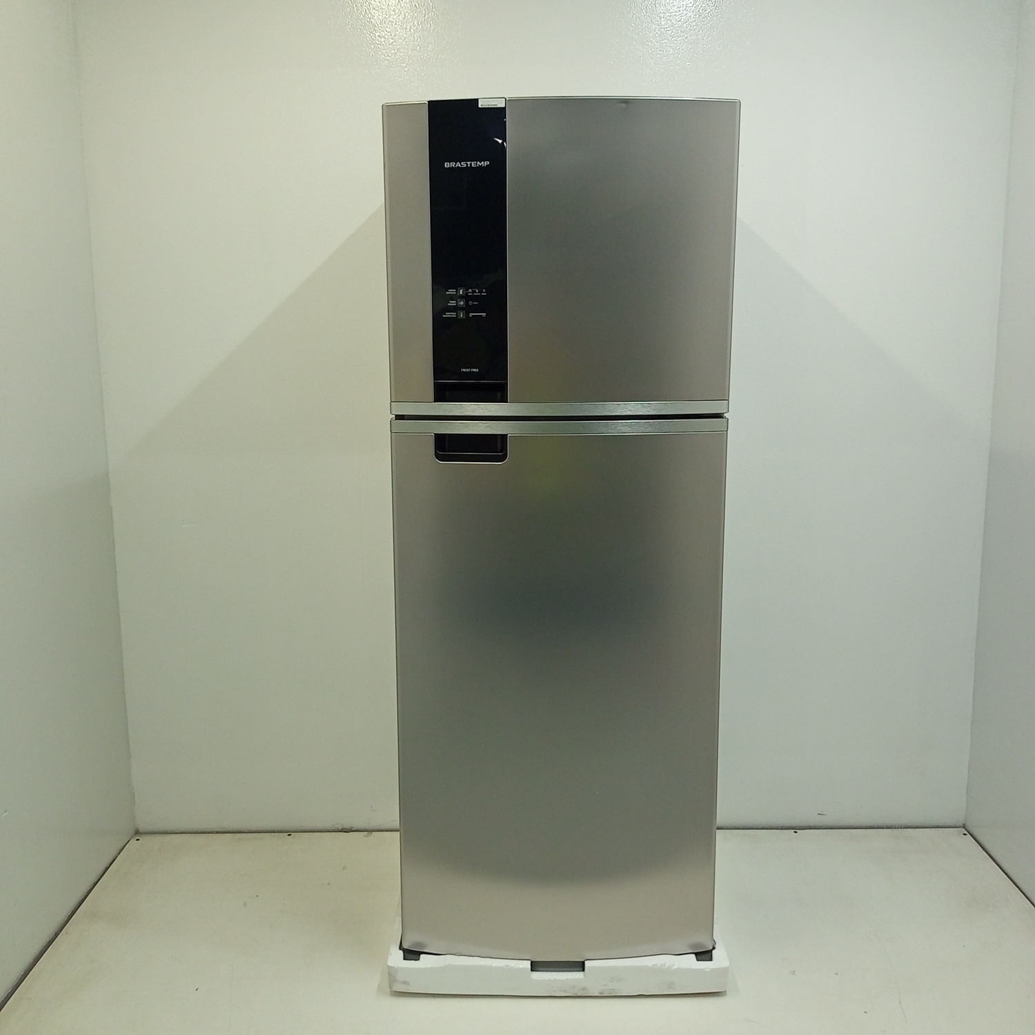 Geladeira Brastemp Frost Free Duplex A+++ 463 Litros Cor Inox com Fresh Box e Cold Room - BRM55FKAS3_WBOM_JG6087922