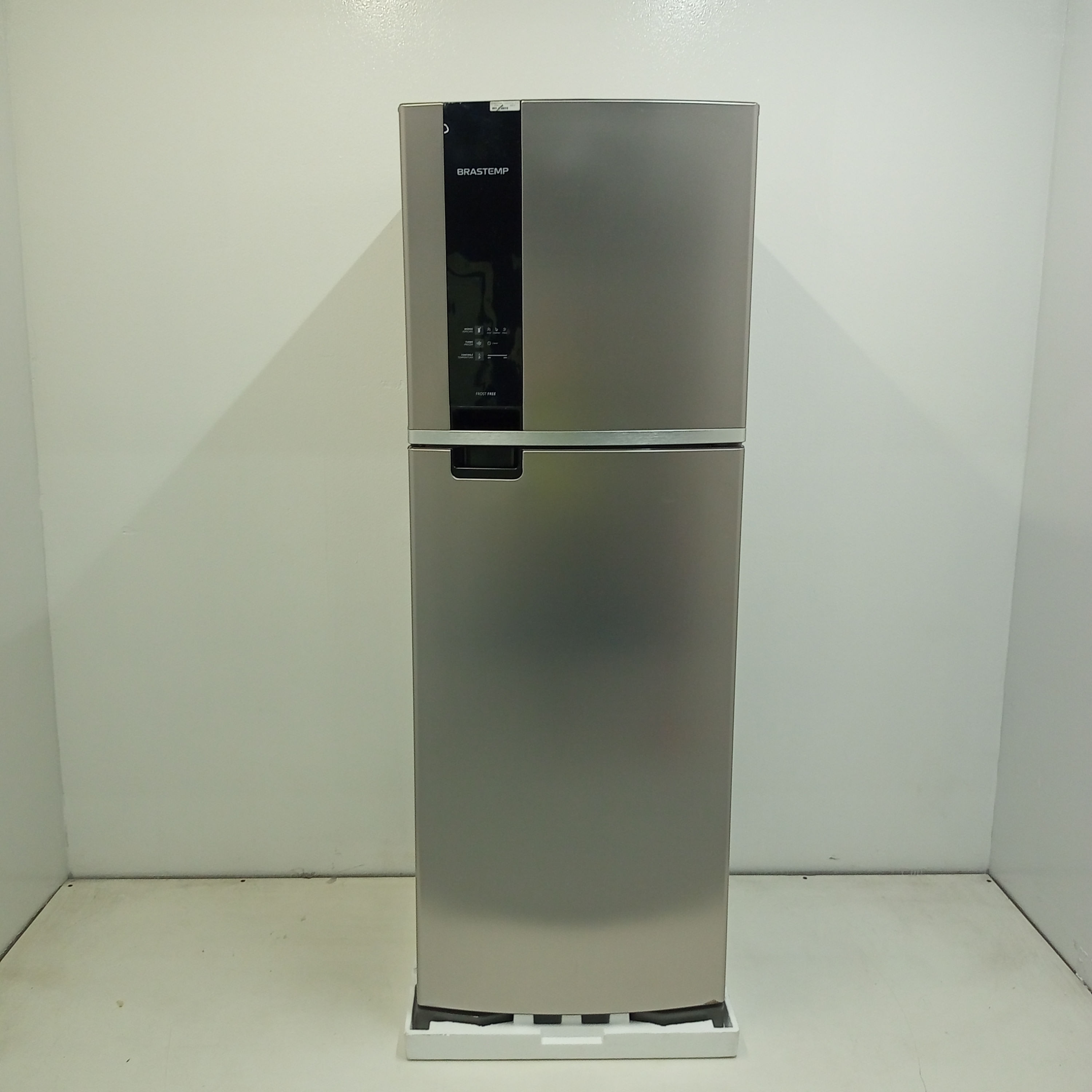 Geladeira Brastemp Frost Free Duplex 375 litros cor Inox com Espaço Adapt - BRM45JKAS2_WOTIMO_JG6087525
