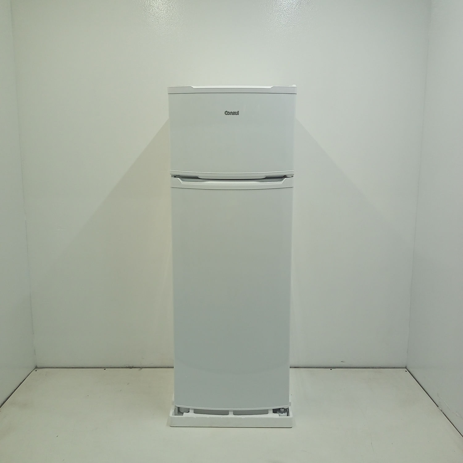 Geladeira Cycle Defrost 334L Prateleiras Removíveis Branca Consul - Crd37mbbs1_Wexcele_Jg6102329 220V