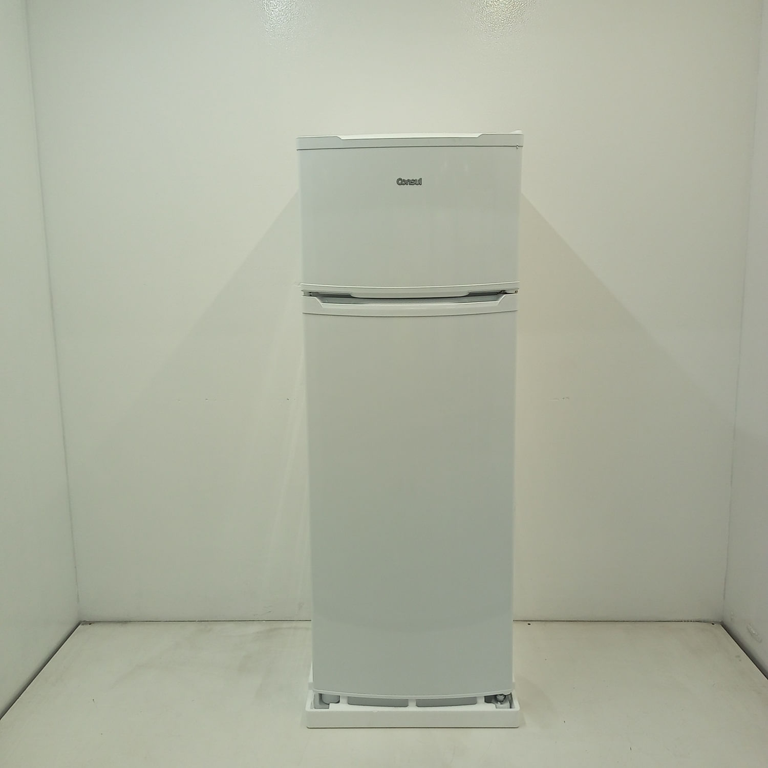 Geladeira Cycle Defrost 334L Prateleiras Removíveis Branca Consul - Crd37mbas2_Wotimo_Jg6088285 110V