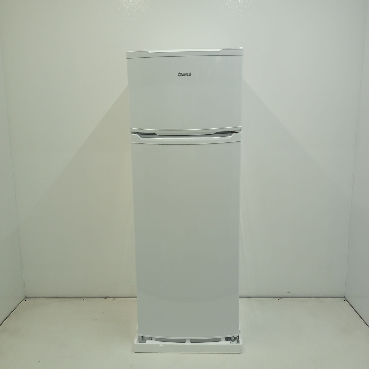 Geladeira Cycle Defrost 334L Prateleiras Removíveis Branca Consul - Crd37mbbs2_Wotimo_Jg6072795 220V