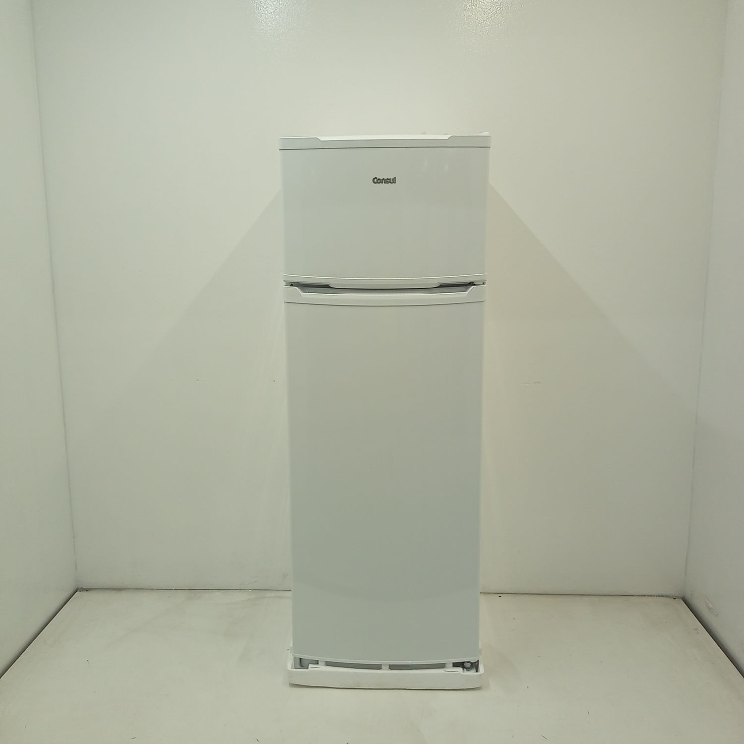 Geladeira Cycle Defrost 334L Prateleiras Removíveis Branca Consul - Crd37mbbs3_Wbom_Jg6087528 220V