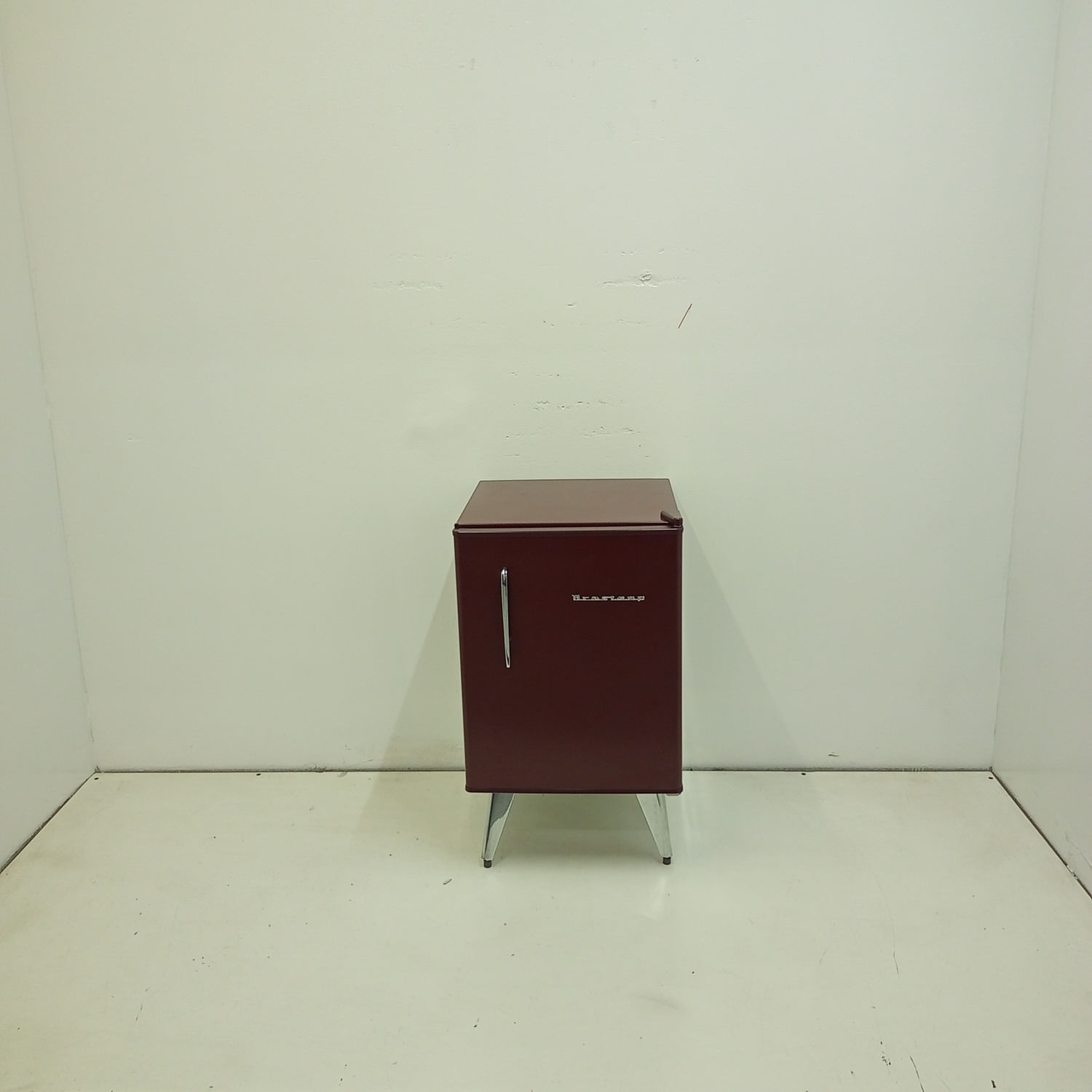 Frigobar Brastemp Retrô 76 Litros Marsala Wine - Bra08mgbs2_Wotimo_Jg6167470 220V