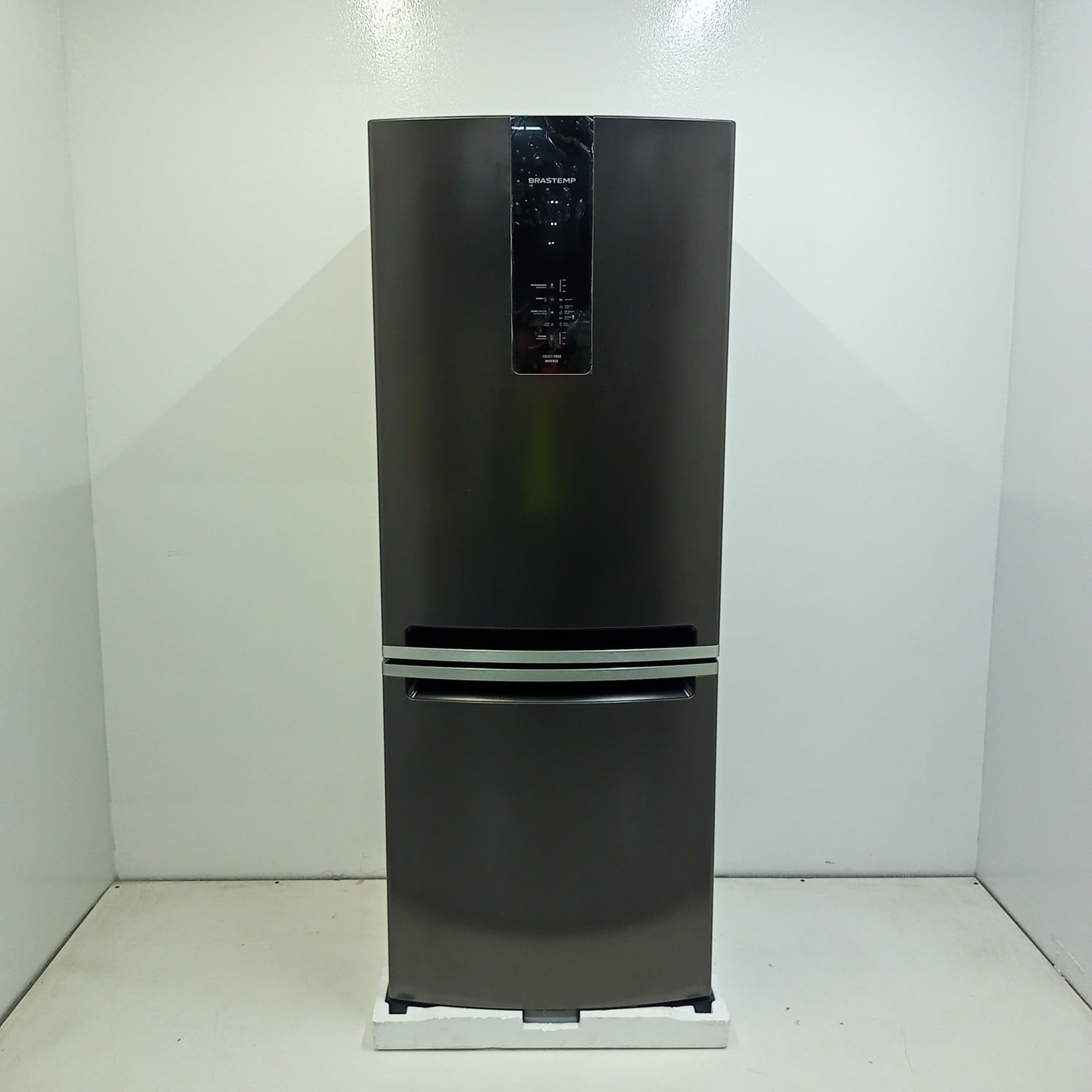 Geladeira Brastemp Eclipse Collection Frost Free Inverse A+++ 447 Litros Cor Black Inox Com Smart Flow E Fresh Box - Bre57feas2_Wotimo_Jg6088294 110V