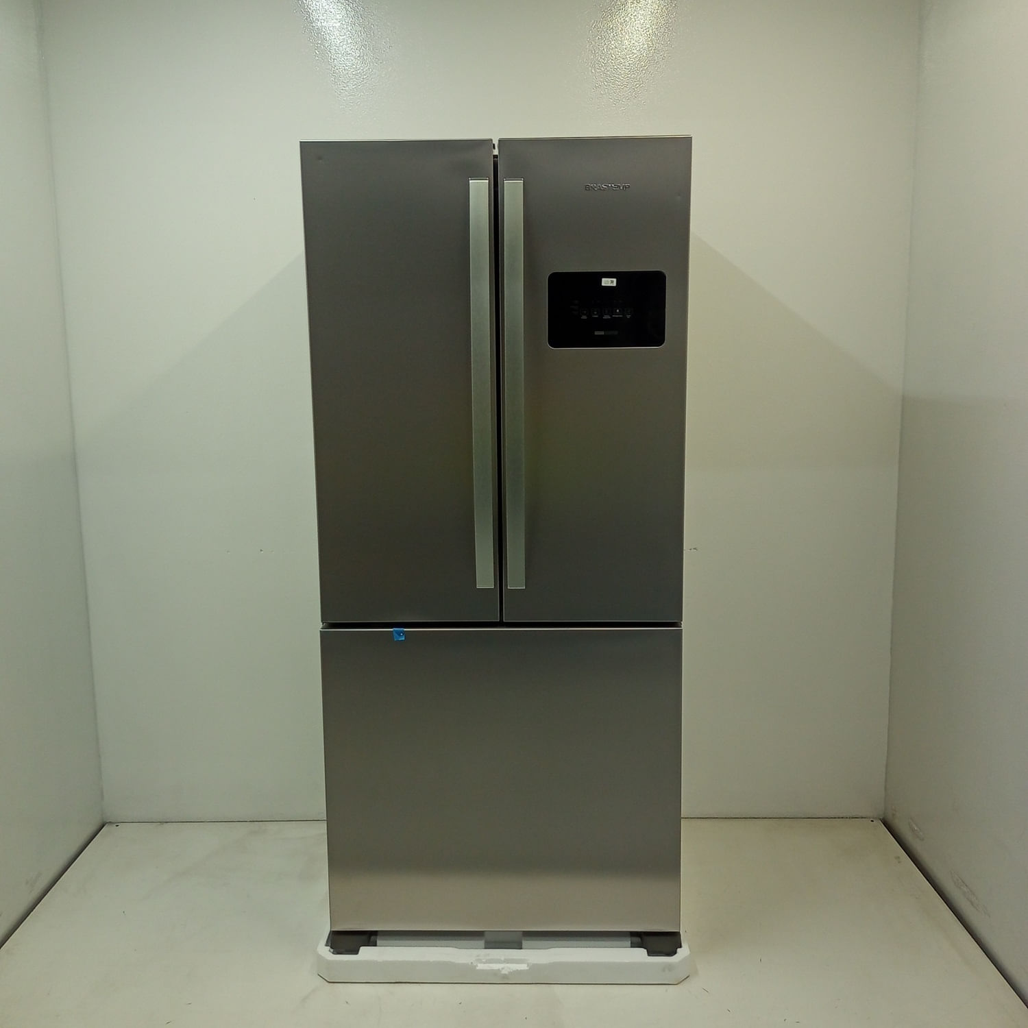 Geladeira French Door 3 Portas Inox Design E Tecnologia Premium Brastemp - Bro85mkas3_Wbom_Jg6274773 110V