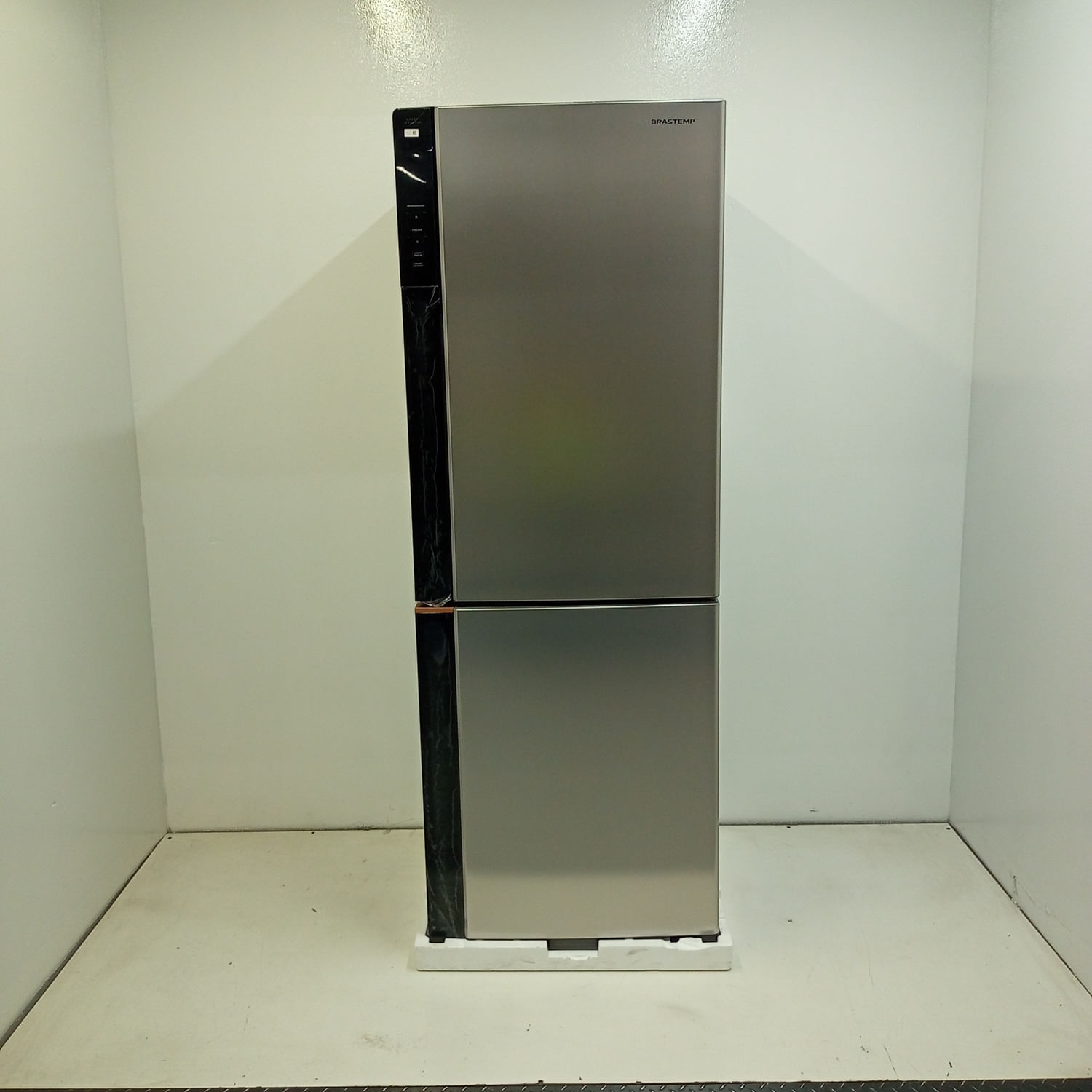 Geladeira Inteligente B= Smart Brastemp Frost Free Inverse 500 Litros Cor Inox - Bre66akxs3_Wbom_Jg6179233 Bivolt