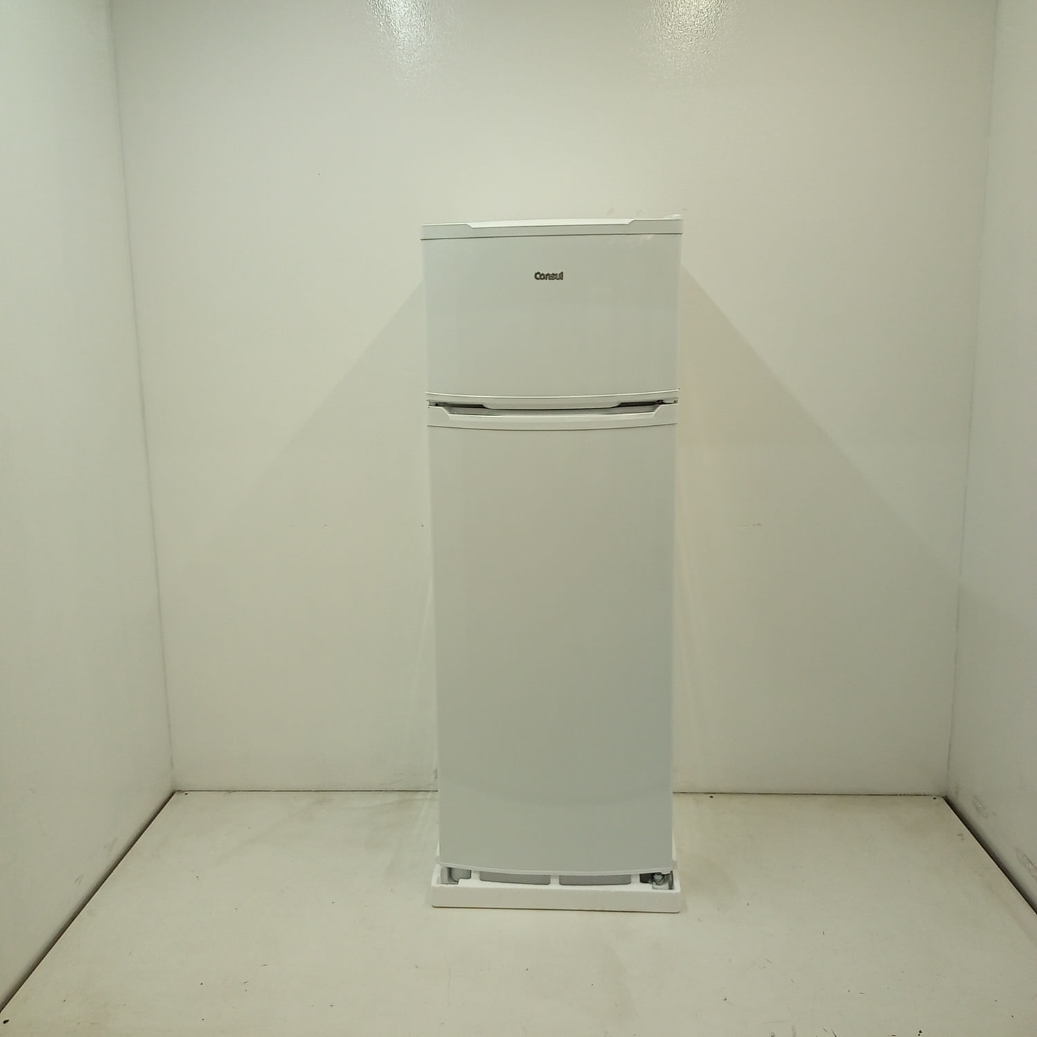 Geladeira Cycle Defrost 334L Prateleiras Removíveis Branca Consul - Crd37mbas1_Wexcele_Jg6273628 110V