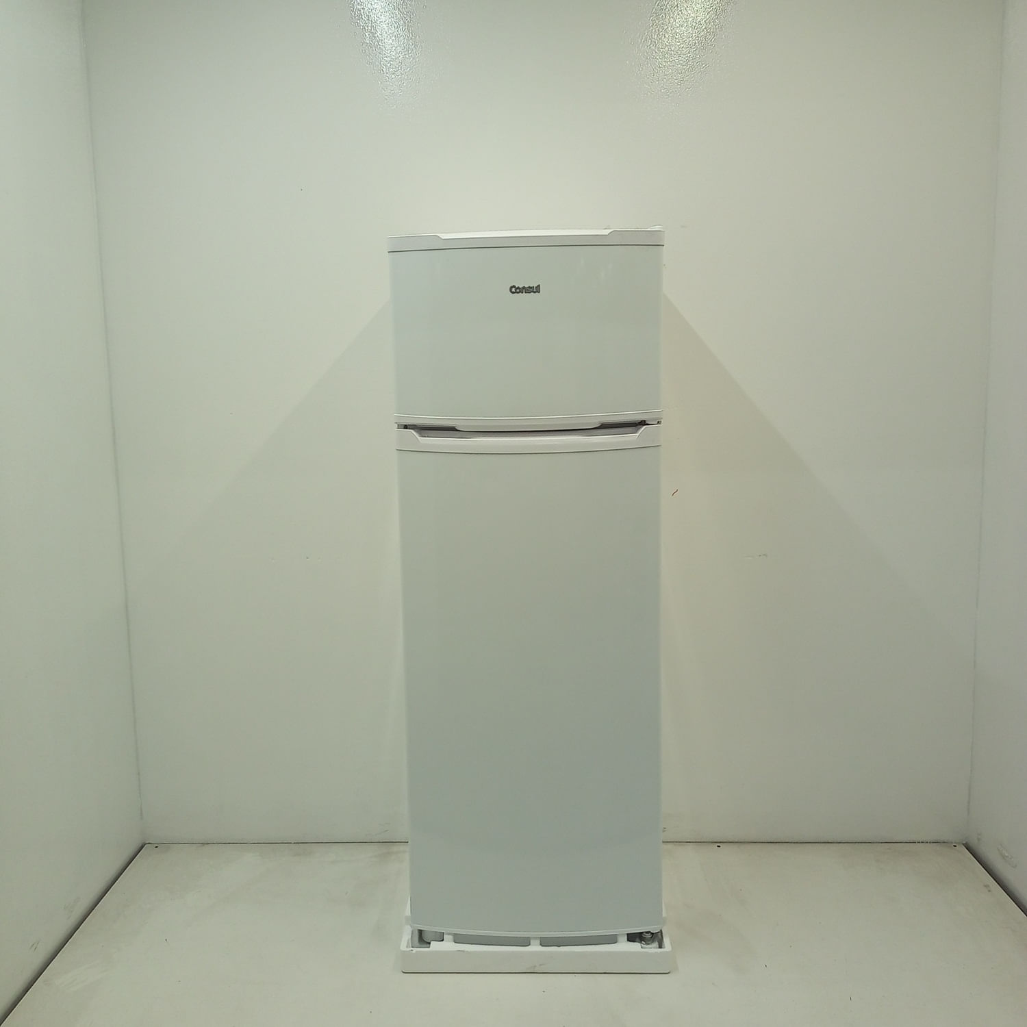 Geladeira Consul Cycle Defrost Duplex 334 Litros Branca Com Freezer Supercapacidade - Crd37ebbs2_Wotimo_Jg6235131 220V