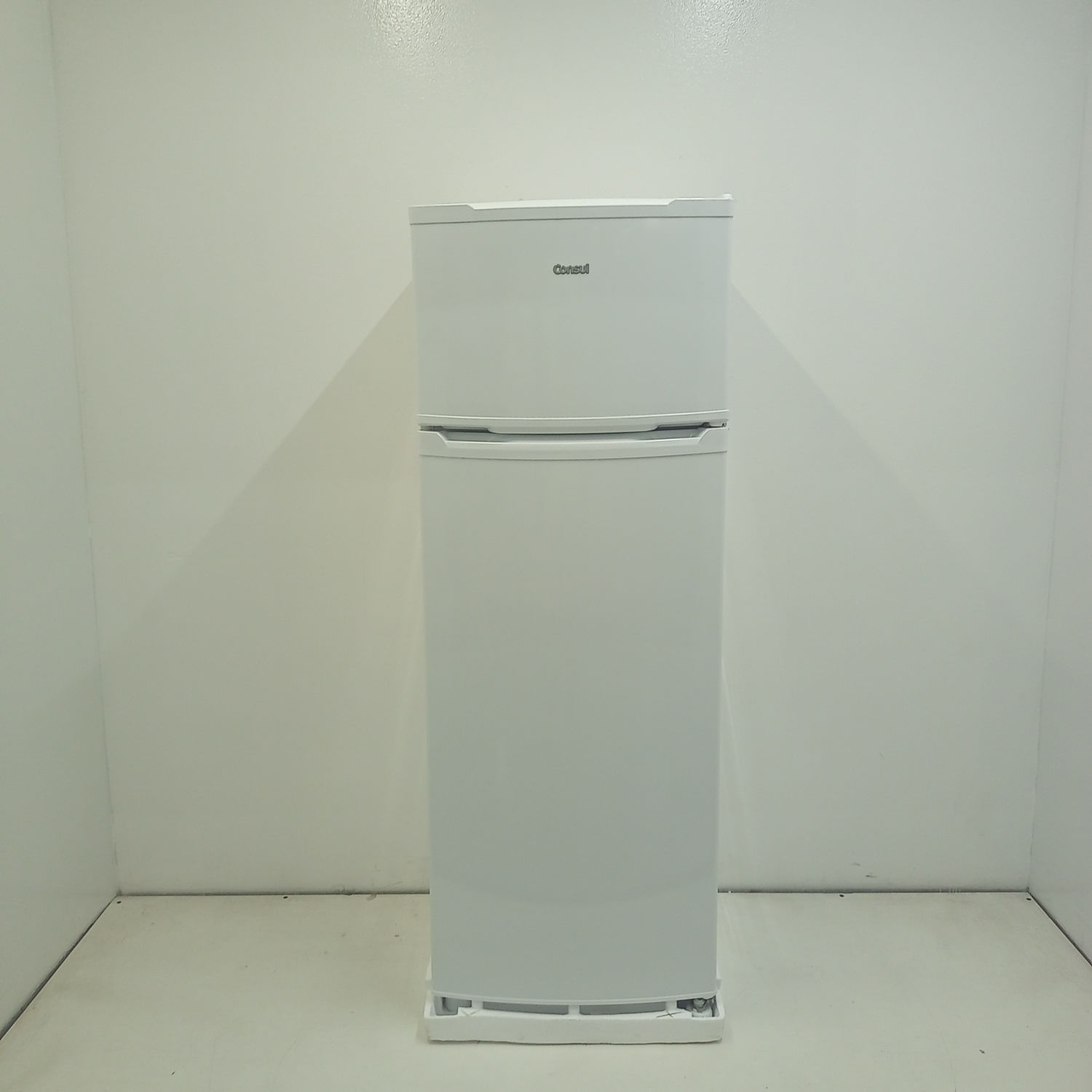 Geladeira Cycle Defrost 334L Prateleiras Removíveis Branca Consul - Crd37mbas1_Wexcele_Jg6316198 110V