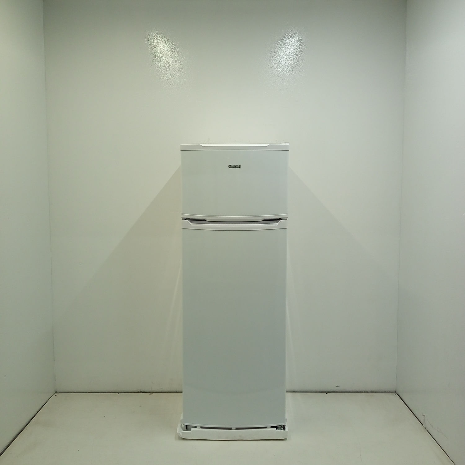 Geladeira Consul Cycle Defrost Duplex 334 Litros Branca Com Freezer Supercapacidade - Crd37ebbs2_Wotimo_Jg6274777 220V