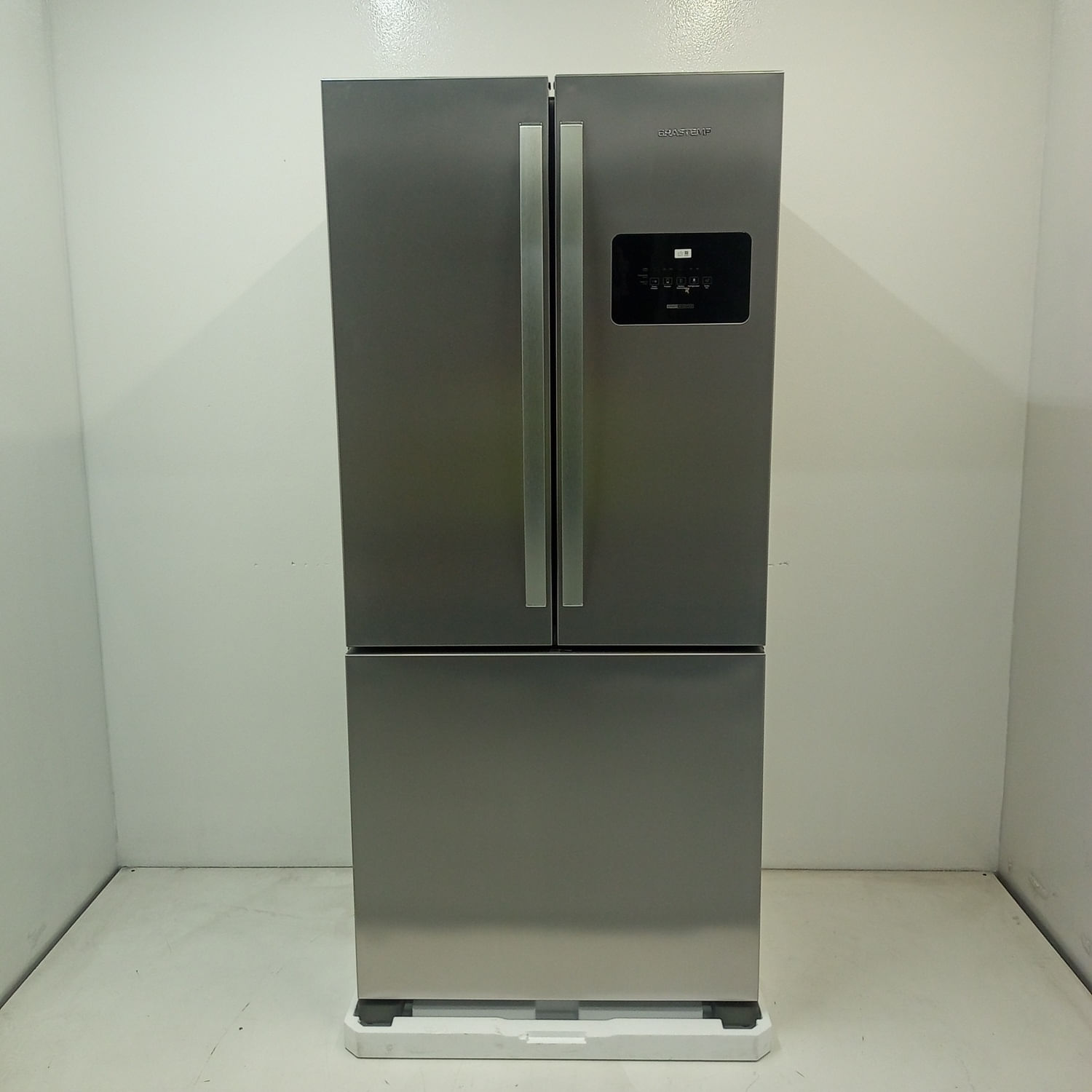 Geladeira French Door 3 Portas Inox Design E Tecnologia Premium Brastemp - Bro85mkas2_Wotimo_Jg6302197 110V