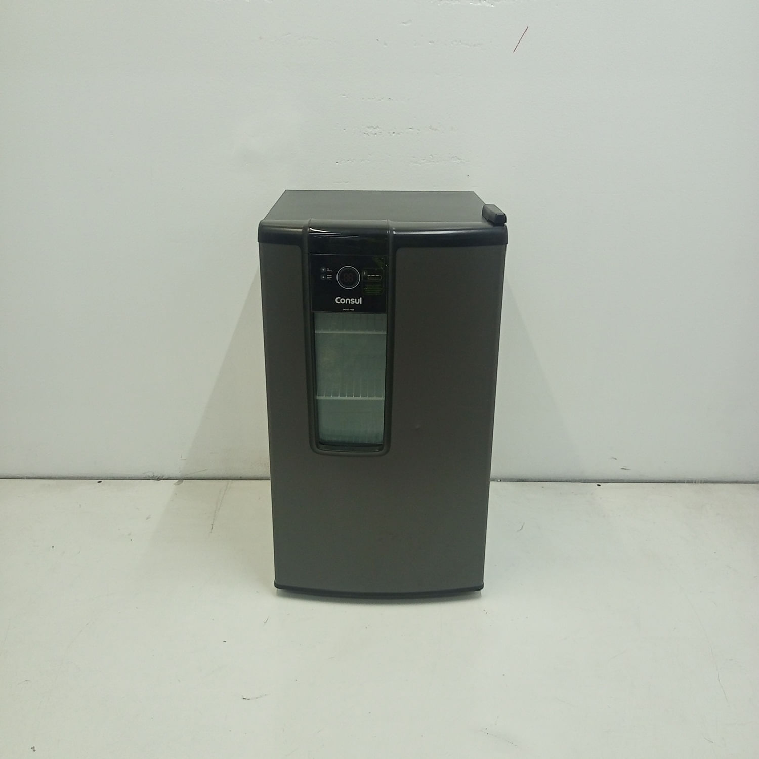 Cervejeira Consul Titanium - CZD12ATAS3_WBOM_JG6353693