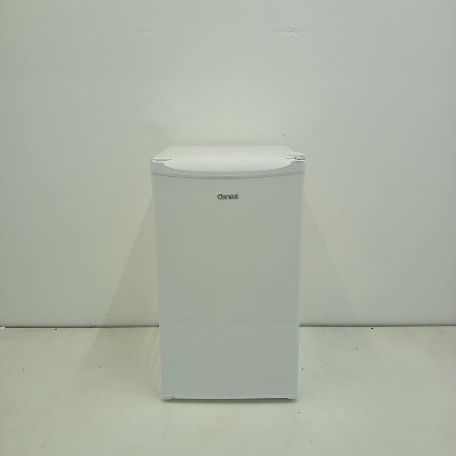 Frigobar Consul 117 Litros Branco Com Gaveta Multiuso - Crc12mbas1_Wexcele_Jf6781538 110V