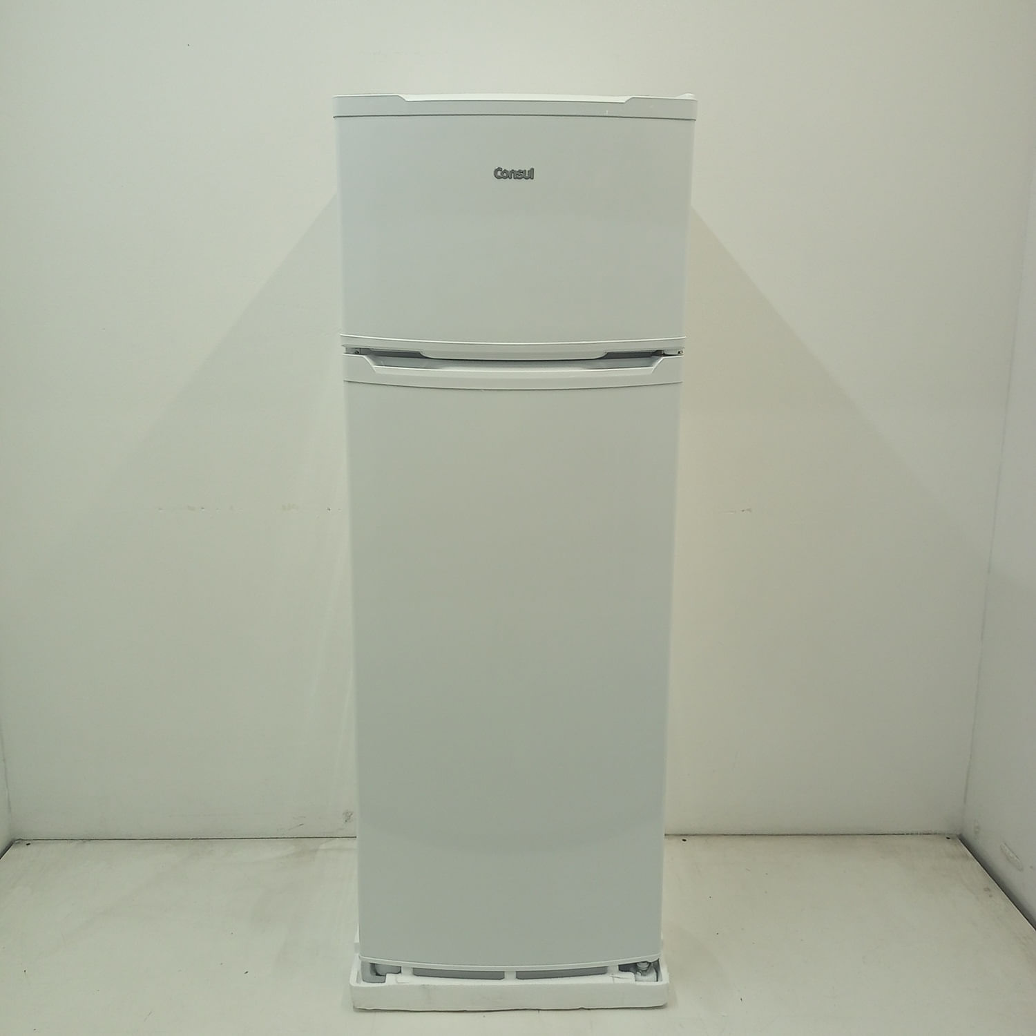 Geladeira Cycle Defrost 334L Prateleiras Removíveis Branca Consul - Crd37mbas1_Wexcele_Jh6469794 110V
