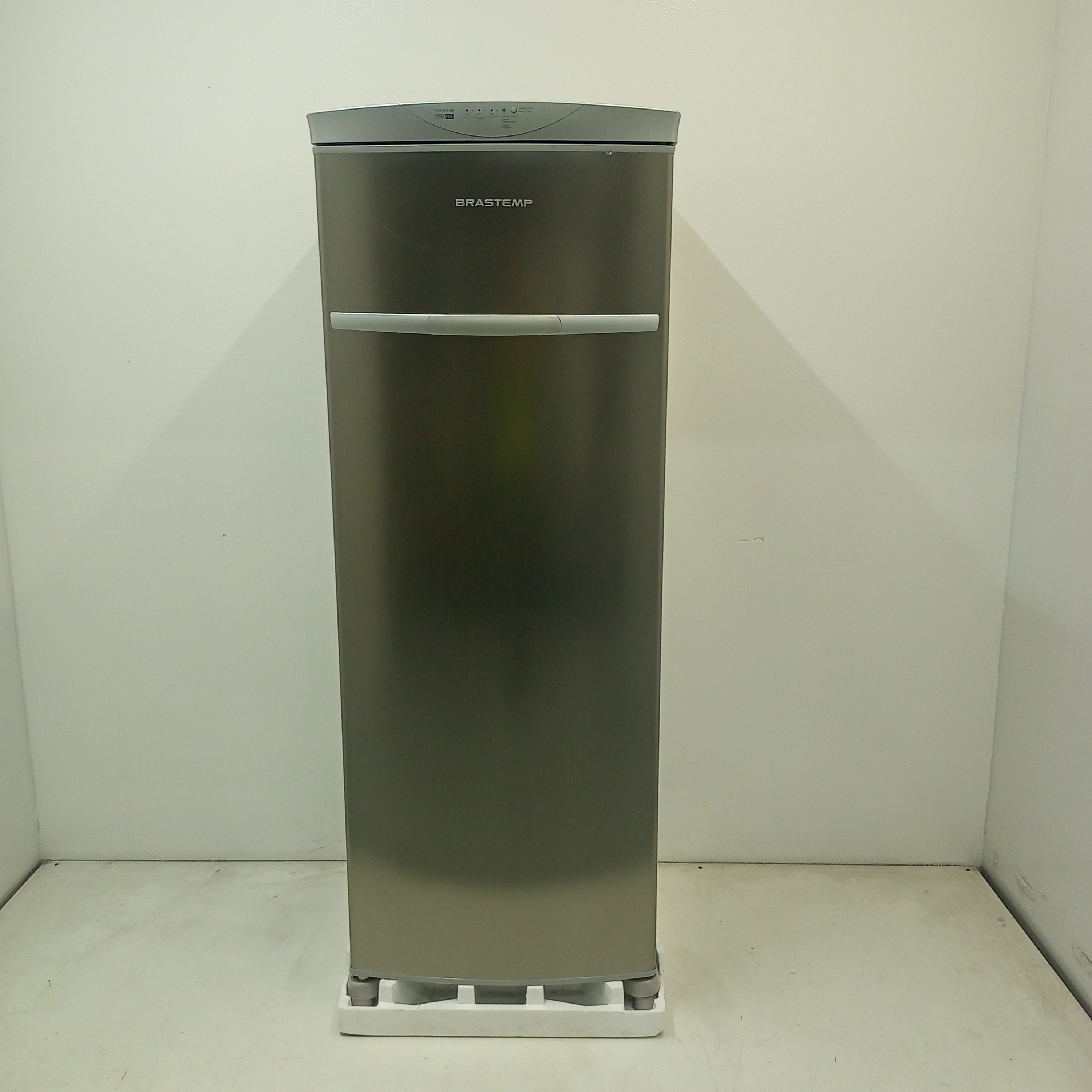 Freezer Vertical Flex Frost Free Brastemp - Bvr28pkbs3_Wbom_Jg6396969 220V