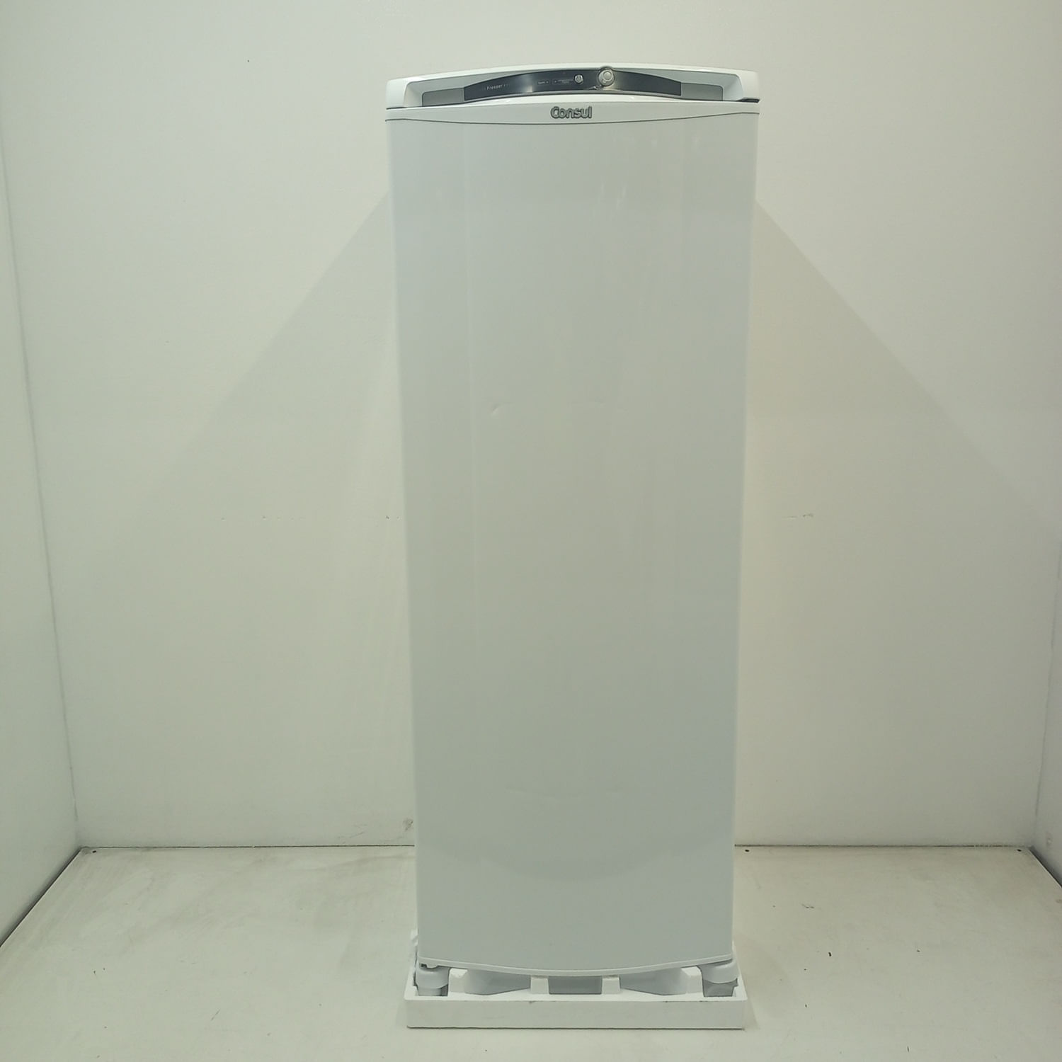 Freezer Vertical 293 Litros Consul - Cvu30mbbs3_Wbom_Jg6353692 220V