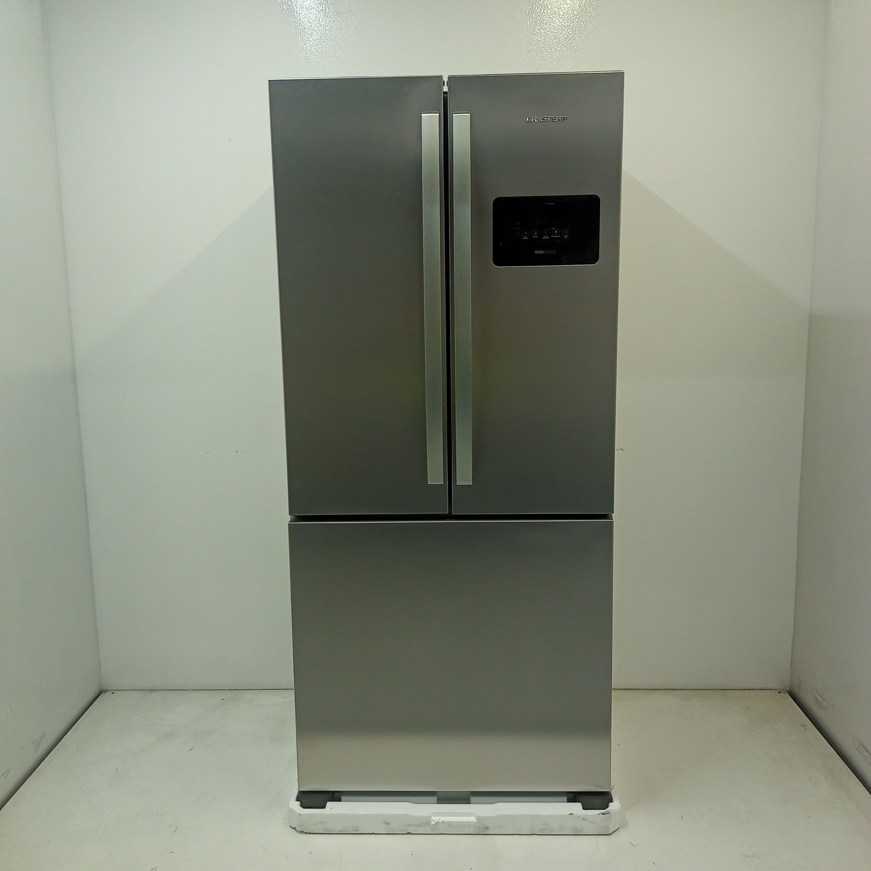 Geladeira French Door 3 Portas Inox Design E Tecnologia Premium Brastemp - Bro85mkbs3_Wbom_Jg6396971 220V