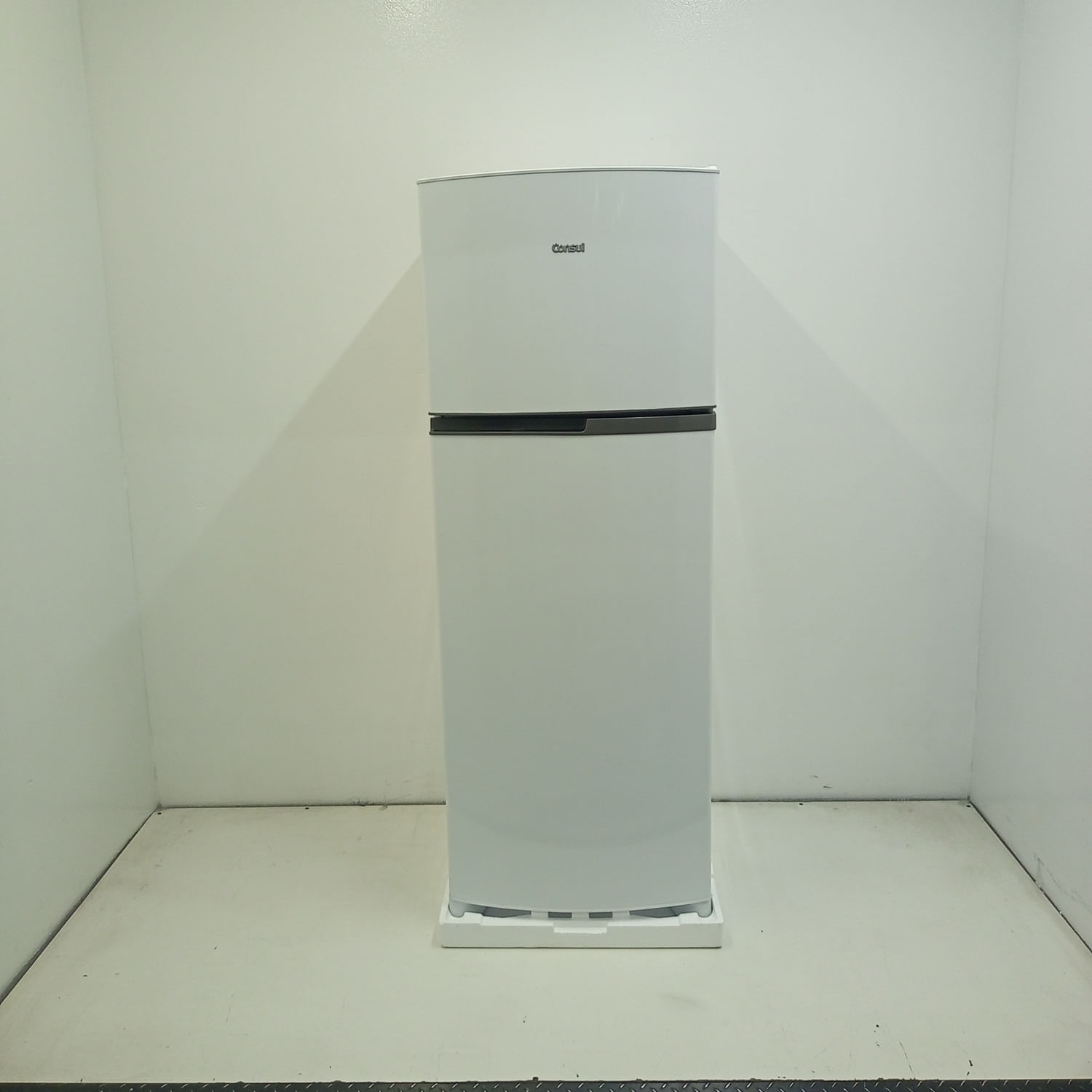 Geladeira Frost Free Duplex Branca Consul - Crm40mbas3_Wbom_Jh6585721 110V