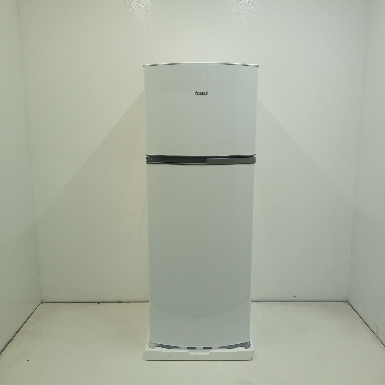 Geladeira Frost Free Duplex Branca Consul - Crm40mbas3_Wbom_Jh6585926 110V