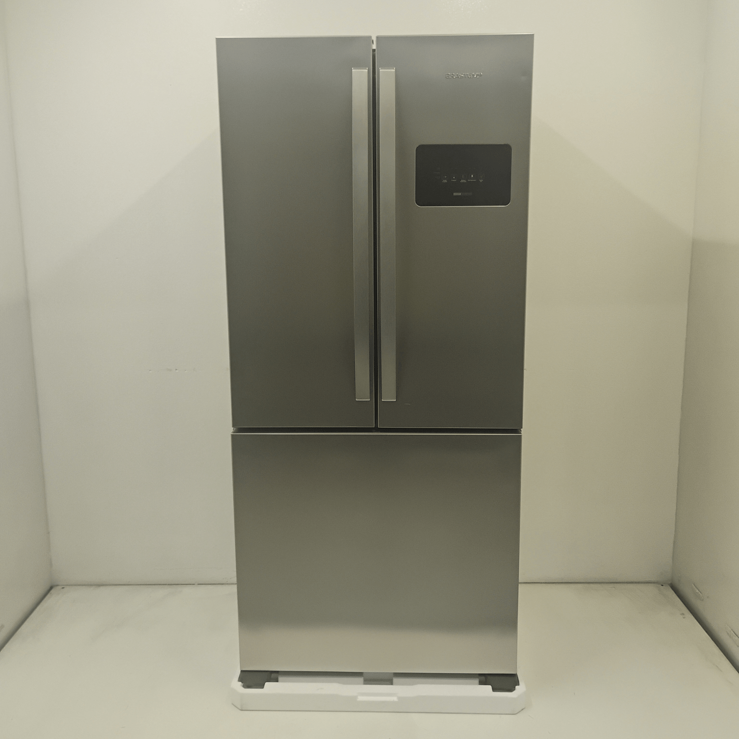 Geladeira French Door 3 Portas Inox Design E Tecnologia Premium Brastemp - Bro85mkas3_Wbom_Jh6627450 110V
