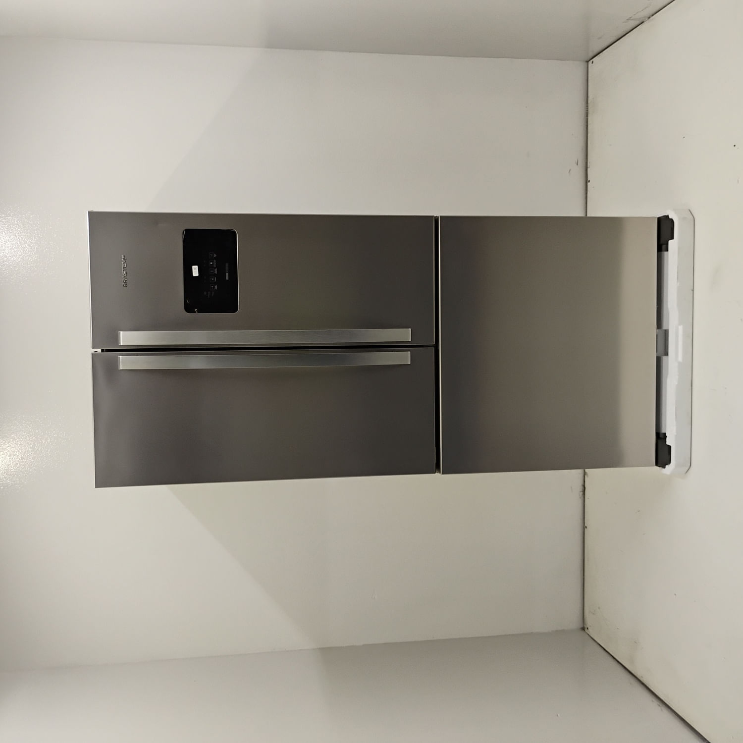 Geladeira French Door 3 Portas Inox Design E Tecnologia Premium Brastemp - Bro85mkas3_Wbom_Jh6732705 110V