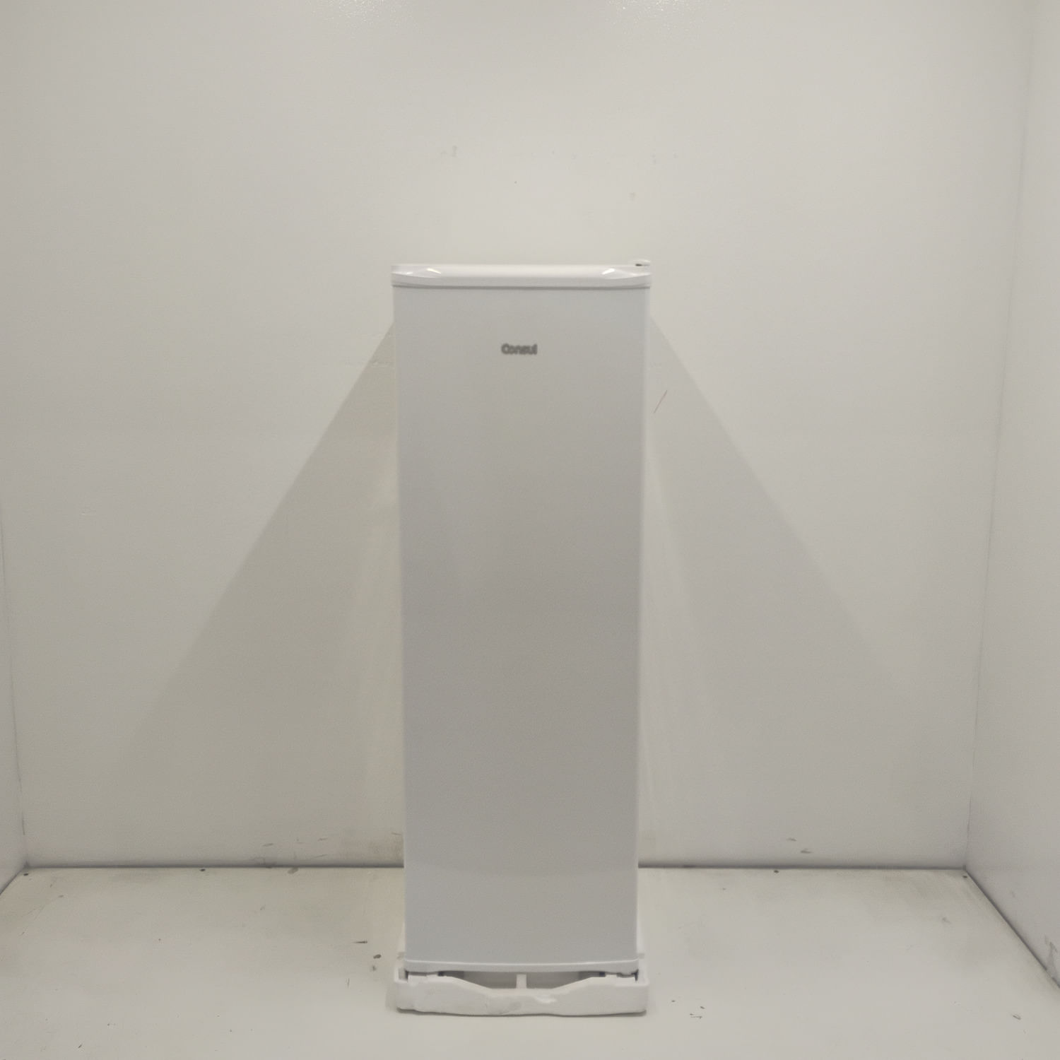 Freezer Vertical Consul 189 Litros Cvu20 | O Espaço Extra Ideal - Cvu20mbas1_Wexcele_Jh6627459 110V
