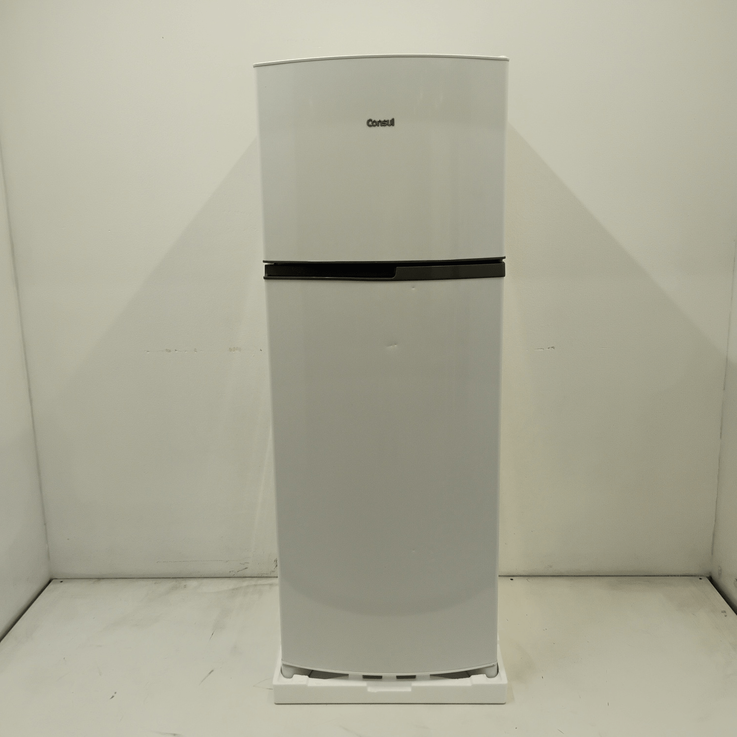 Geladeira Frost Free Duplex Branca Consul - Crm40mbas3_Wbom_Ji6745693 110V