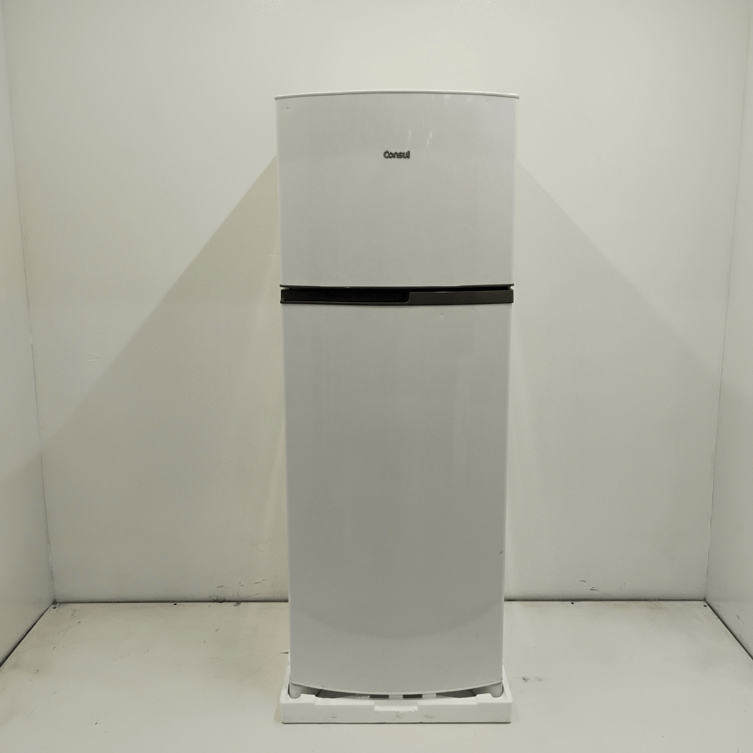 Geladeira Frost Free Duplex Branca Consul - Crm40mbas3_Wbom_Jh6724774 110V
