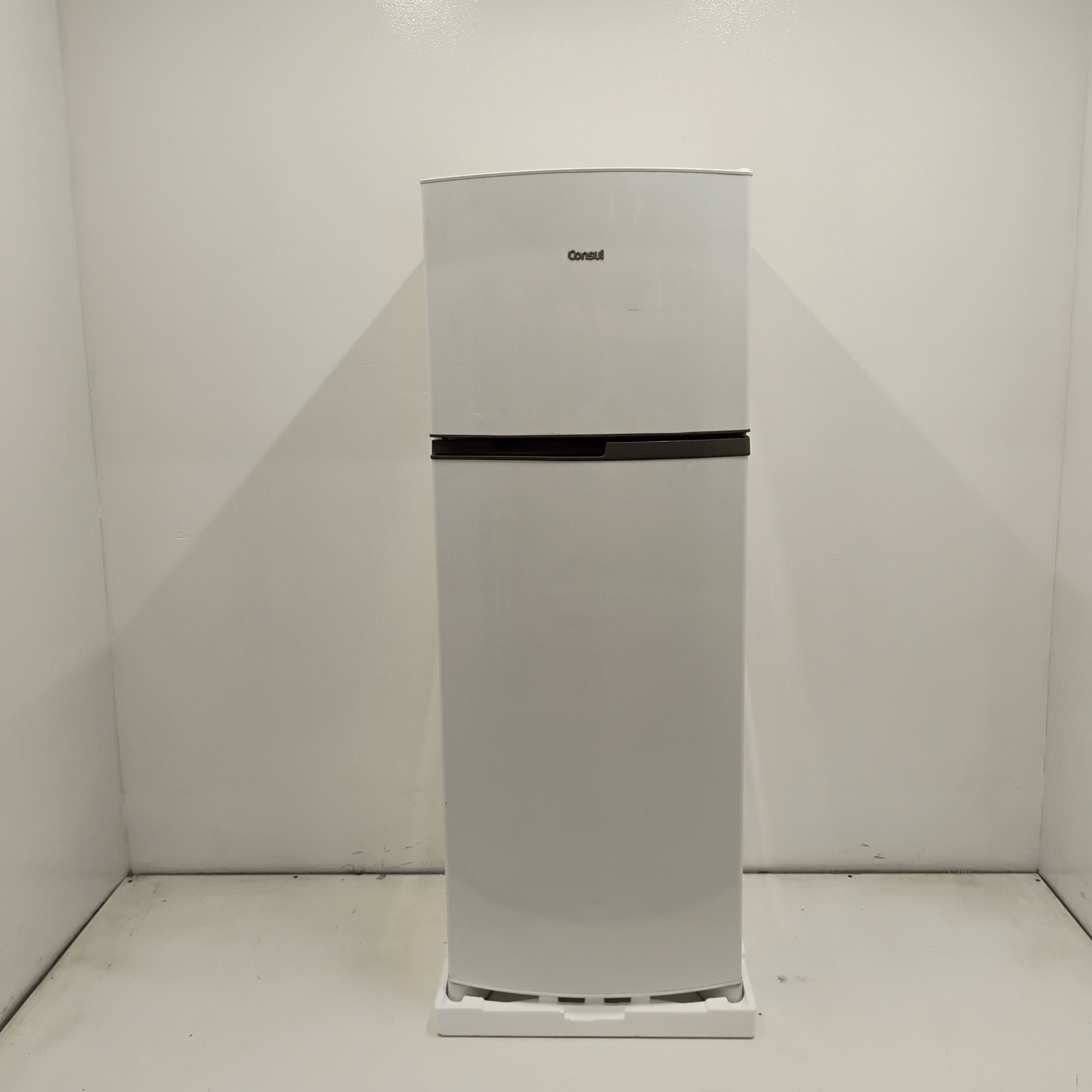 Geladeira Frost Free Duplex Branca Consul - Crm40mbas3_Wbom_Jh6724780 110V