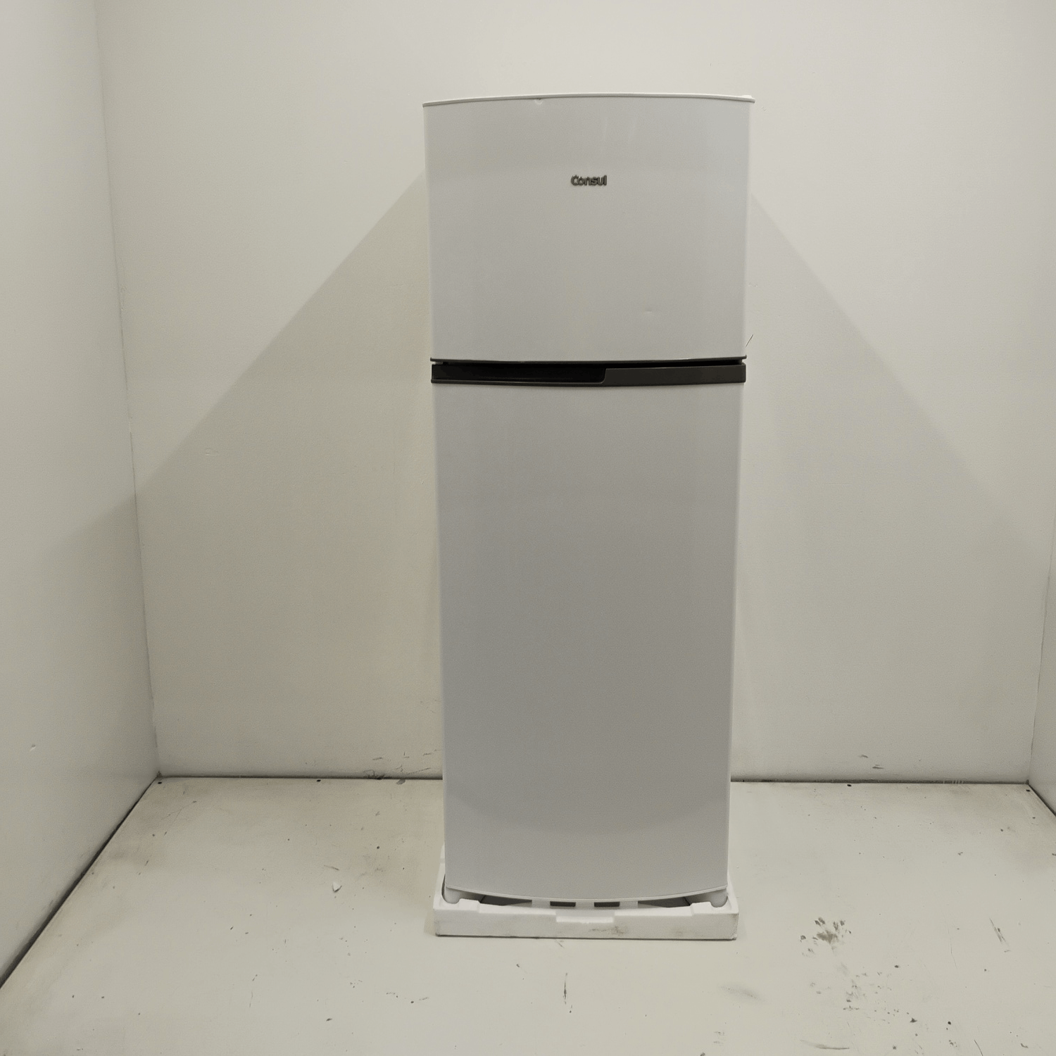 Geladeira Frost Free Duplex Branca Consul - Crm40mbas3_Wbom_Jh6652445 110V