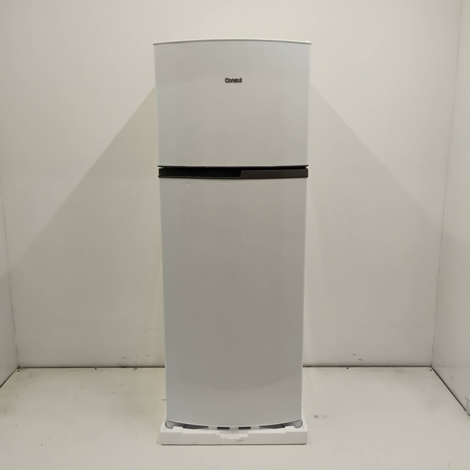 Geladeira Frost Free Duplex Branca Consul - Crm40mbas3_Wbom_Jh6724762 110V